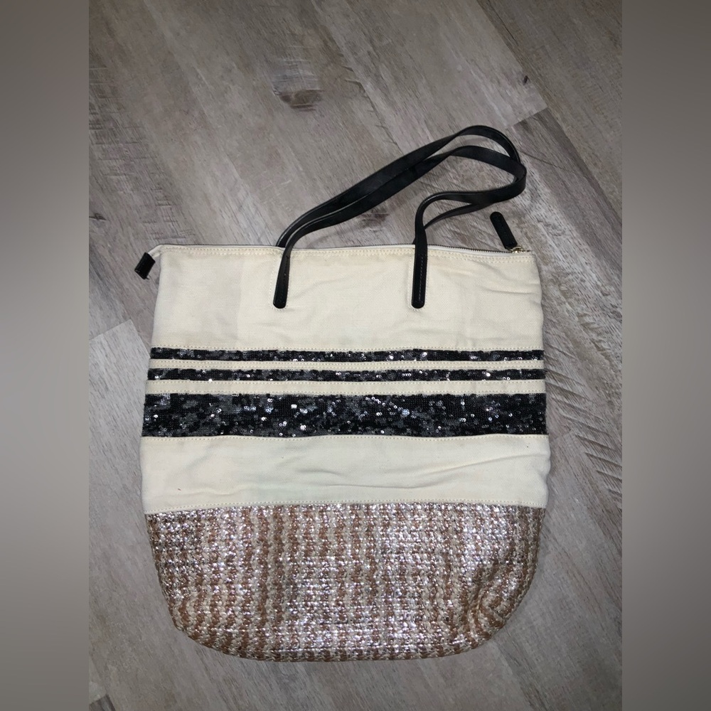 (Bin 4)  Gap zip up tote bag with sequins, Size OS